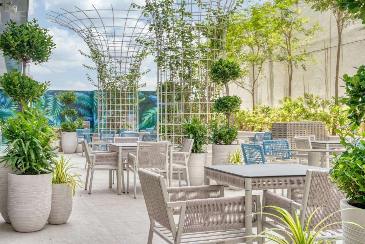 Hotel The First Collection Dubai Business Bay Esterno foto Rooftop terrace